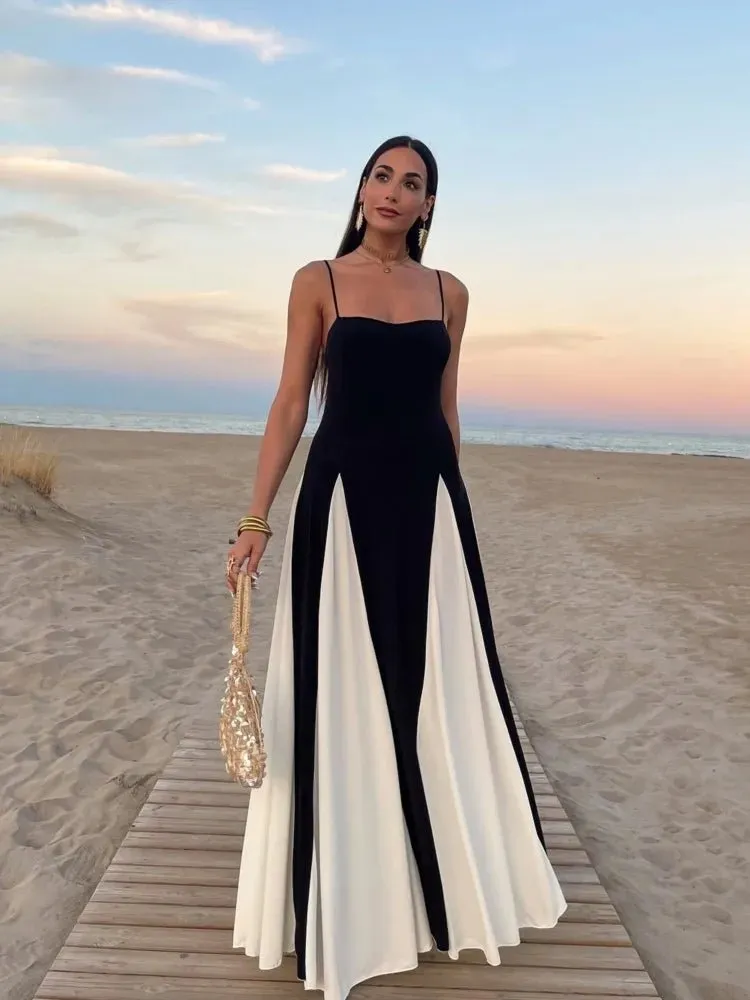 Elegant Black and White Maxi Dress – Timeless Evening Glamour